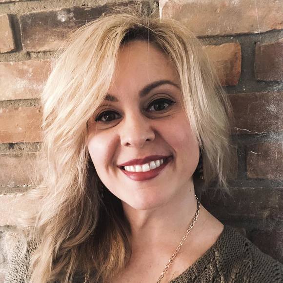 Meet your Posher, Michelle - Picture 1 of 1